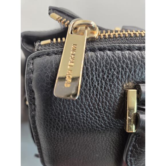 Michael Kors Manhattan Womens Satchel Handbag Black Pebble Gold Hardware W Strap - Picture 4 of 16